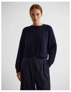 Oxford Mei Alpaca Blend Crew Neck in Navy