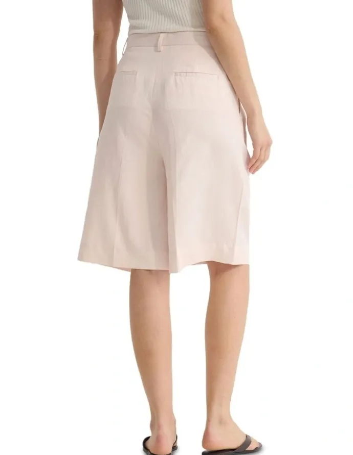 Oxford Peggy Bermuda Shorts in Pink