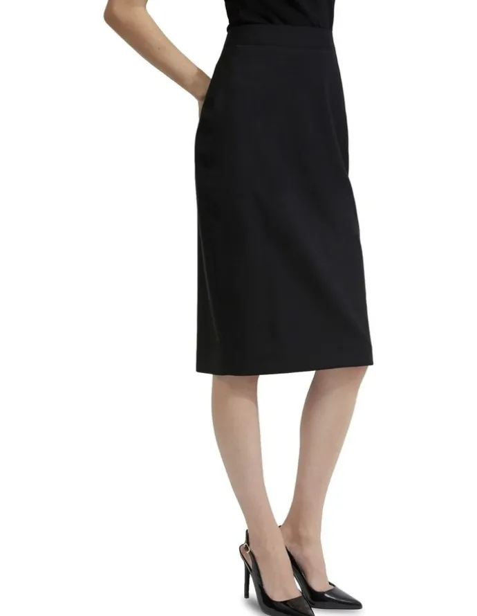 Oxford Peggy Wool Stretch Suit Skirt in Black