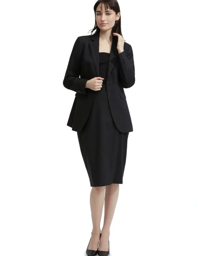Oxford Peggy Wool Stretch Suit Skirt in Black