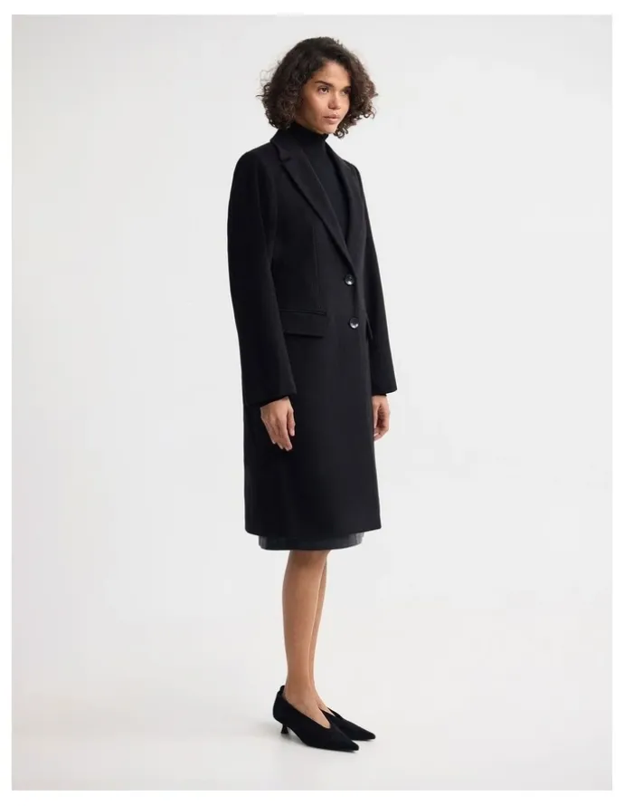 Oxford Ruby Wool Rich Tailored Overcoat in Black