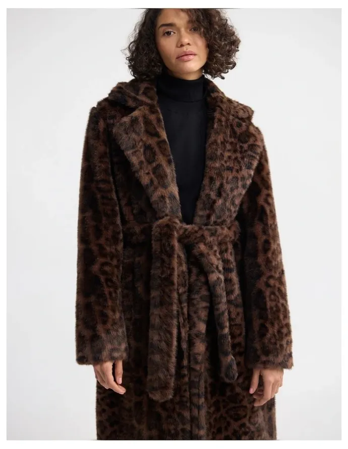 Oxford Saskia Faux Fur Coat in Brown
