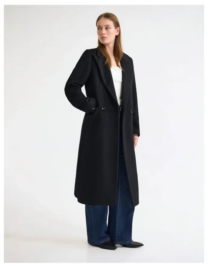 Oxford Saskia Wool Rich Coat in Black
