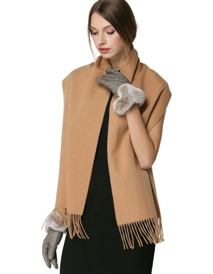 Ozwear Ugg 100% Wool Scarf in Beige