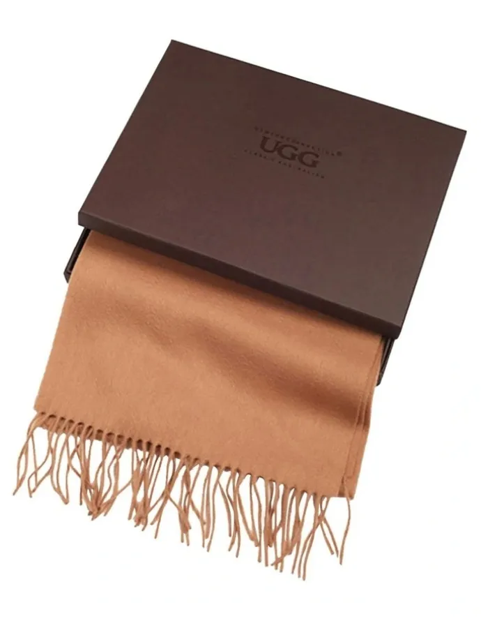 Ozwear Ugg 100% Wool Scarf in Beige