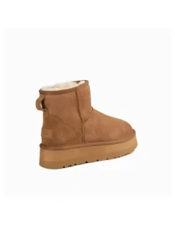 Ozwear Ugg Classic Platform Water Resistant Mini Boots in Chestnut