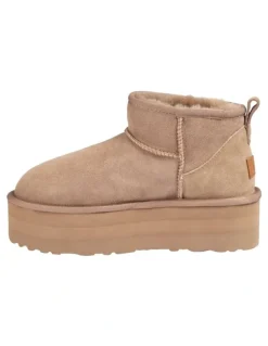 Ozwear Ugg Classic Platform Ultra Mini Boots 5cm in Brown