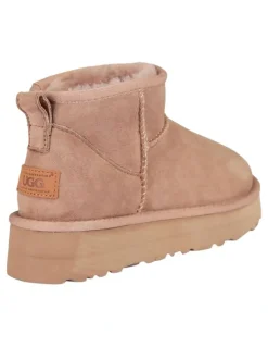 Ozwear Ugg Classic Platform Ultra Mini Boots in Brown