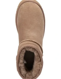 Ozwear Ugg Classic Platform Mini Boots in Brown