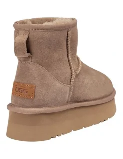 Ozwear Ugg Classic Platform Mini Boots in Brown