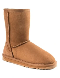 Ozwear Ugg Classic Short Boots in Chestnut