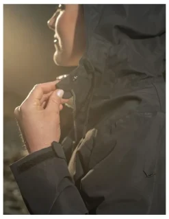 Rainbird Malin Waterproof Jacket in Black
