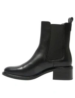 Ravella Bedford Boots in Black Smooth