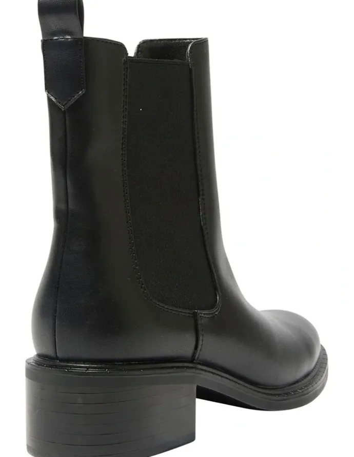 Ravella Bedford Boots in Black Smooth