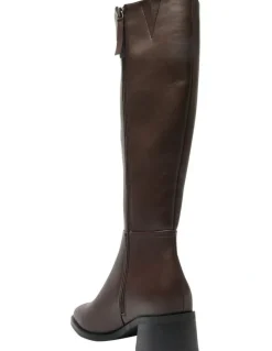 Ravella Carson Boots in Chocolate