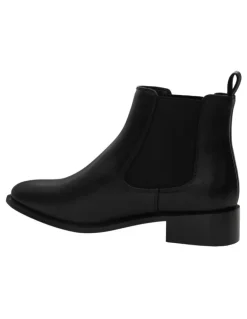 Ravella Denzel Boots in Black