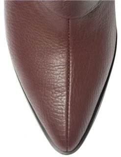 Ravella Deputy Knee Boot in Burgundy Smooth