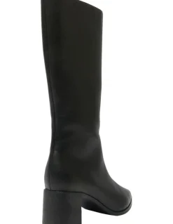 Ravella Everest Boots in Black