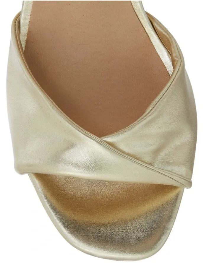 Ravella Lapelle Sandals in Soft Gold