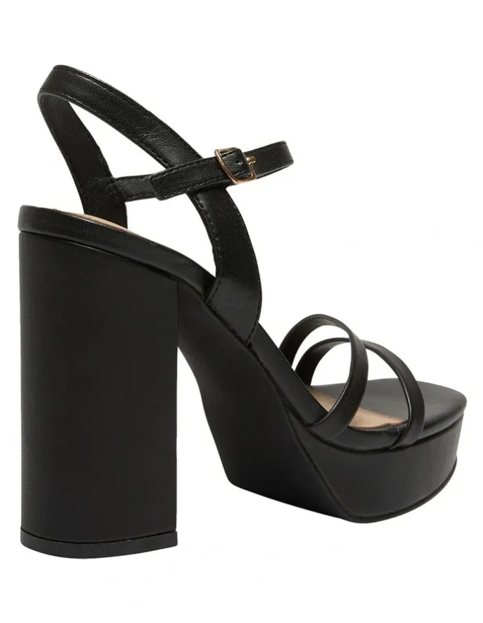 Ravella Lulu Smooth Sandals in Black