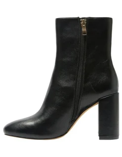 Ravella Marlo Boots in Black