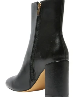 Ravella Marlo Boots in Black