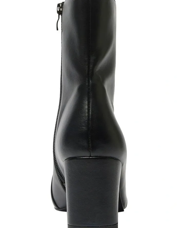 Ravella Nitro Boots in Black