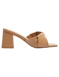 Ravella Skye Sandals in Camel Smooth