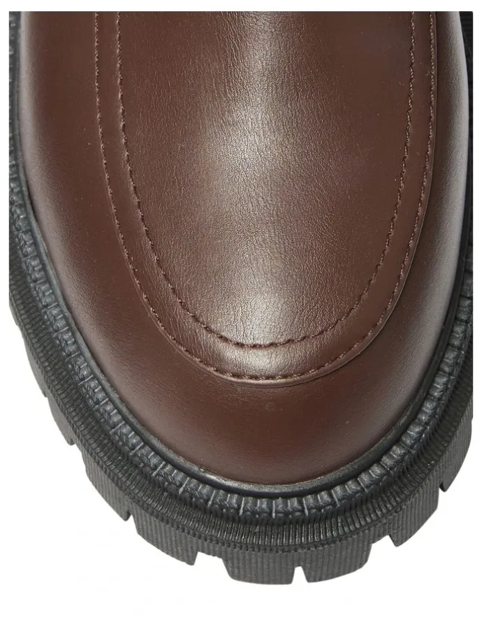 Ravella Stetson Flat Shoes in Chocolate