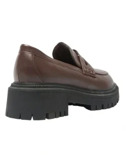 Ravella Stetson Flat Shoes in Chocolate