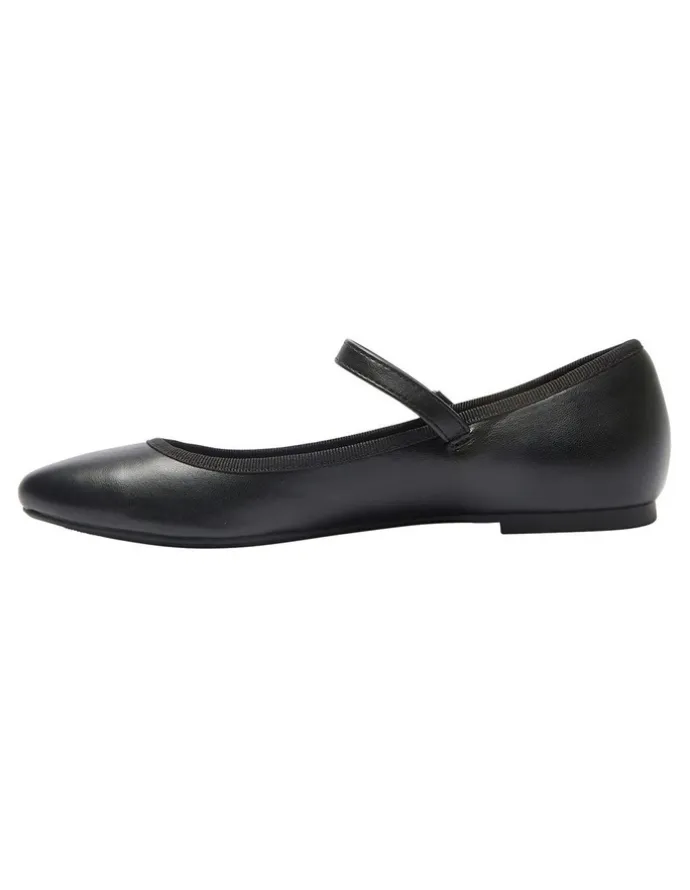 Ravella Sweet Flat Shoes in Black