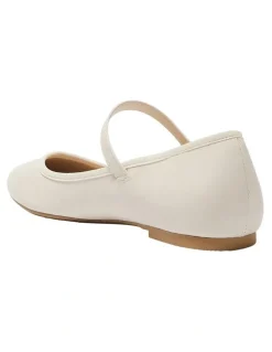 Ravella Sweet Flat Shoes in Nude