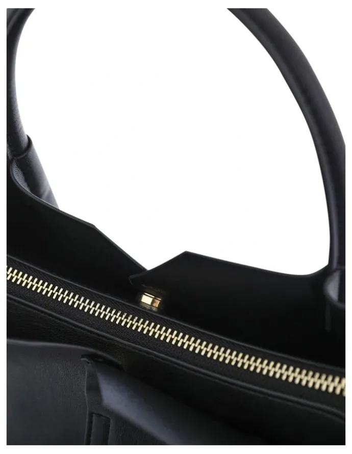 Ravella Venus Crossbody Bag in Black