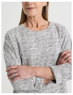 Regatta 3/4 Magyar Sleeve Tee With Front Seams in Ivory/Navy Texture