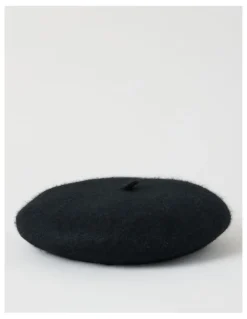 Regatta Beret Winter Hat in Black