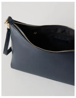 Regatta Blairgowrie Shoulder Bag in Navy