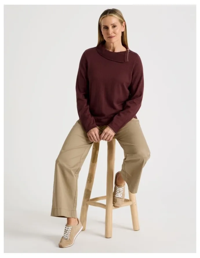 Regatta Button Shoulder Long Sleeve Jumper With Fold Neck in Burgundy