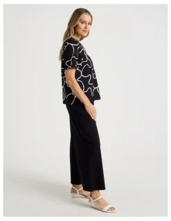 Regatta Elastic Waist Crop Travel Knit Pant in Black