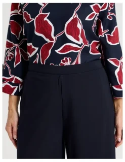 Regatta Elastic Waist Crop Travel Knit Pant in Navy
