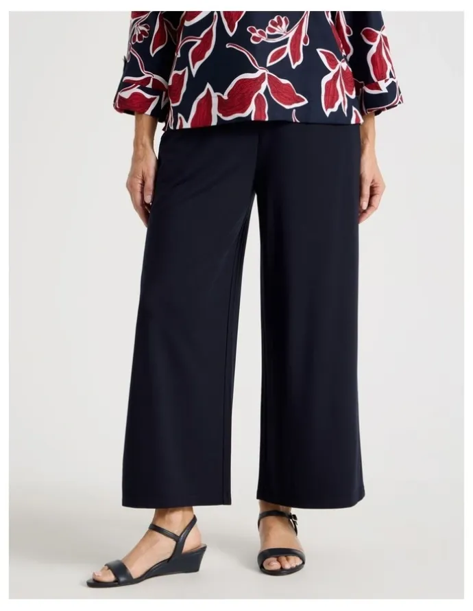 Regatta Elastic Waist Crop Travel Knit Pant in Navy