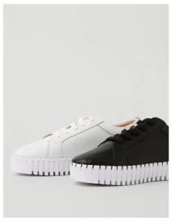 Regatta Kimberly Sneaker In Black