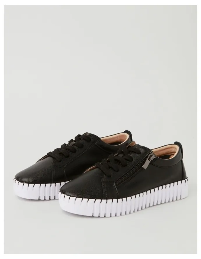 Regatta Kimberly Sneaker In Black