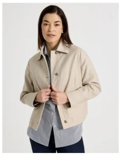 Regatta Long Sleeve Short Jacket With Collar in Neutral