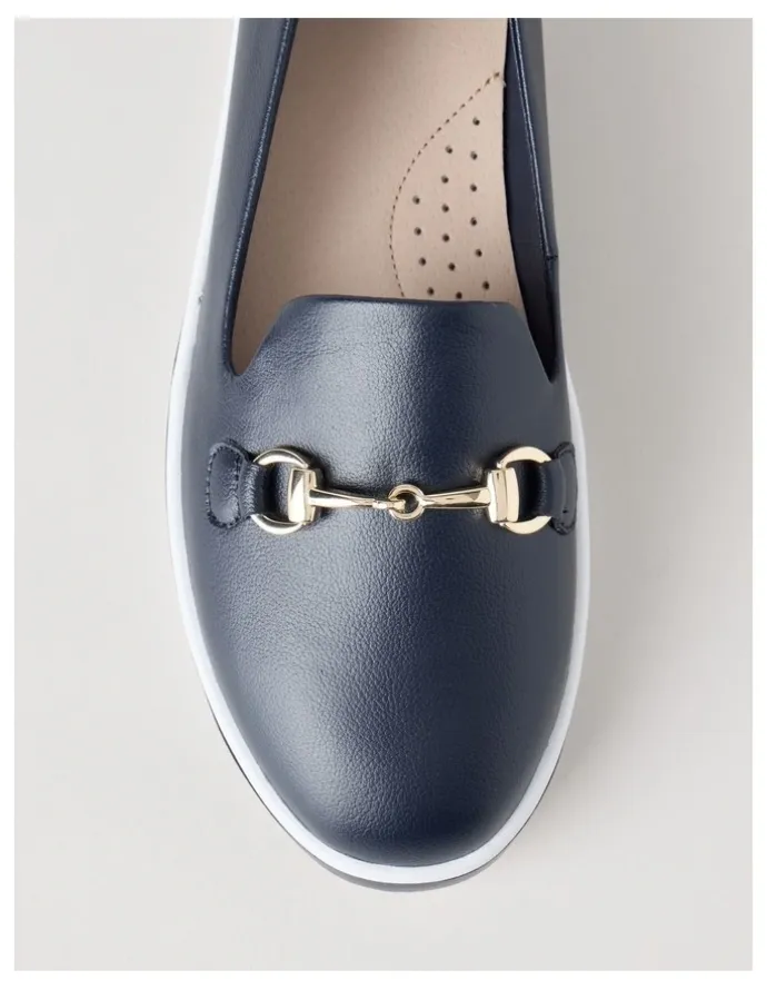 Regatta Lorne Flat Shoes in Navy