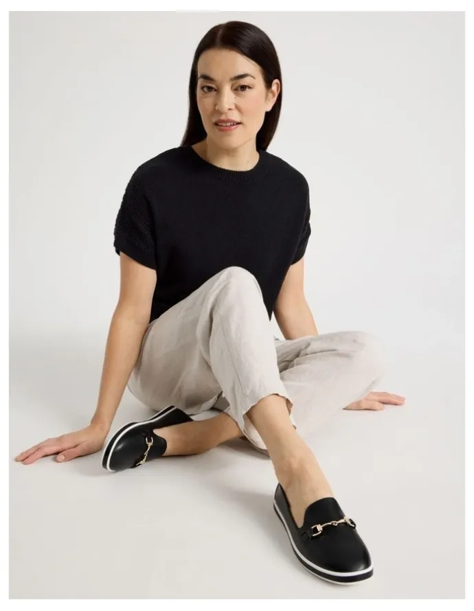 Regatta Lorne Flat Shoes in Black