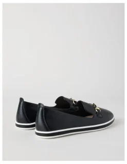 Regatta Lorne Flat Shoes in Black