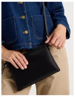 Regatta Mornington Crossbody Bag in Black