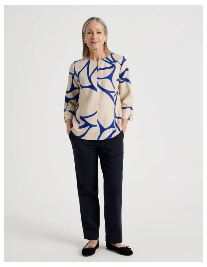 Regatta Notch Neck 3/4 Sleeve Top With CF Seam in Ivory/Cobalt Print