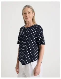 Regatta Petites Short Sleeve Top With CF Seam & Curved Hem in Navy/White Spot