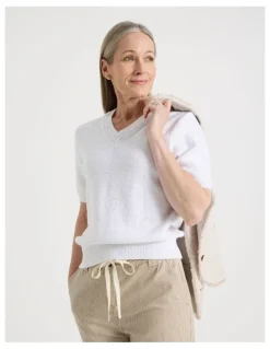 Regatta Petites Short Sleeve V Neck Knitted Top With Fancy Neckband in Snow